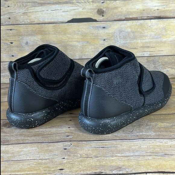 WB Moccasin Boots Size Mens 7 / Womens 8 Lees Black Knit  Style Synthetic Mesh - Picture 11 of 16